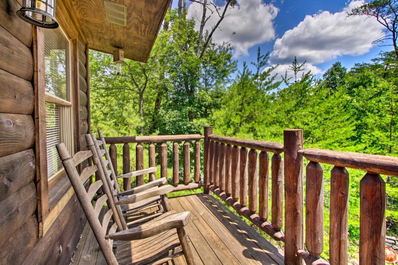 Cabin With Hot Tub And Deck About 12 Mi To Pigeon Forge! Сев'єрвілл Екстер'єр фото